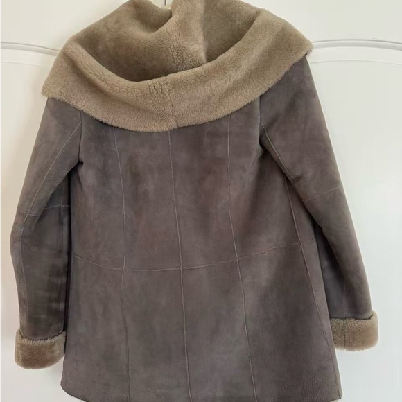 Vince Spanish Merino Shearling Lamb Hooded coat, relaxed fit - Picture 2 of 7